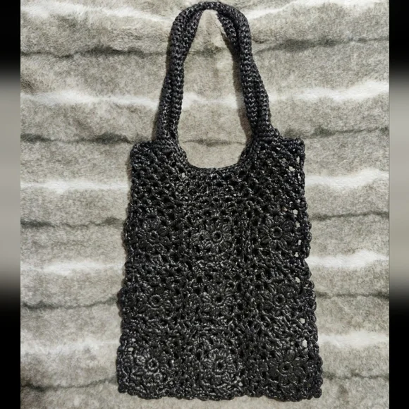 T/A EXCLUSIVE Black Handmade Crochet Plastic Tote Bag - Picture 2 of 5